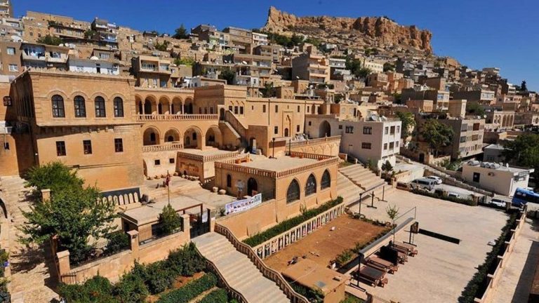 Mardin’in nesi meşhurdur?  Mardin’in en meşhur yemekleri ve alınacak hediyeler