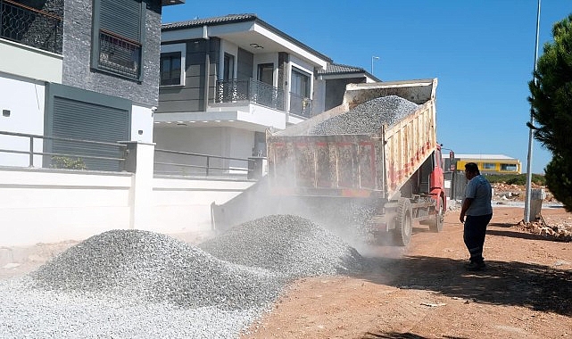 Didim Belediyesi Fen İşleri Müdürlüğü ekipleri yol yapım çalışmalarına tüm hızıyla devam ediyor – GÜNDEM