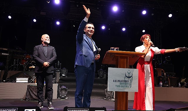 Uluslararası Karaman Türk Dünyası Festivali’nin simgesi olan bayram ateşi büyük bir coşkuyla yeniden alevlendi – KÜLTÜR SANAT