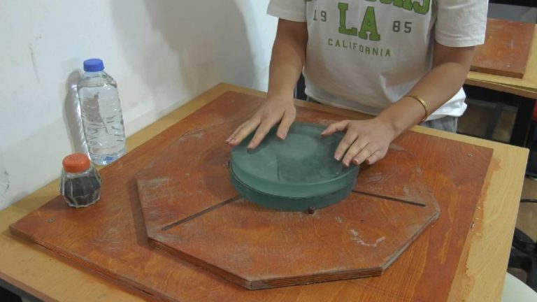 Isparta Üniversitesi öğrencileri gözlem şenliği için amatör teleskop yaptı