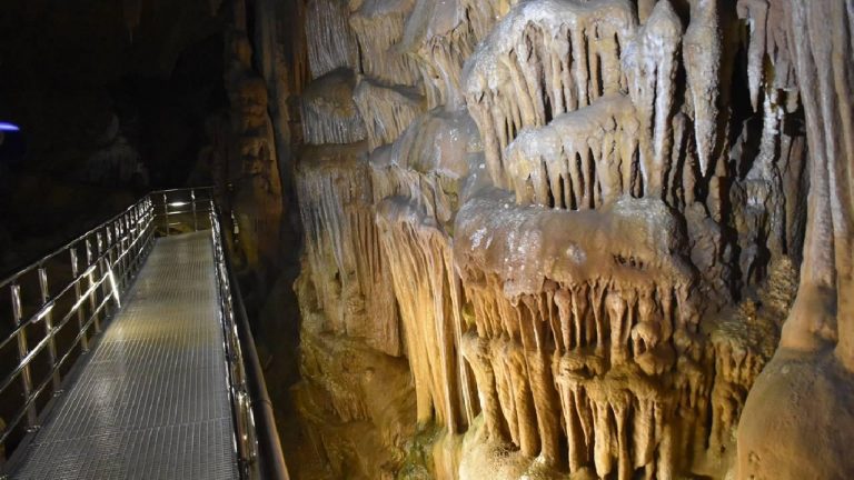 Karaca Mağarası 5 ayda 100 binin üzerinde ziyaretçiyi ağırladı