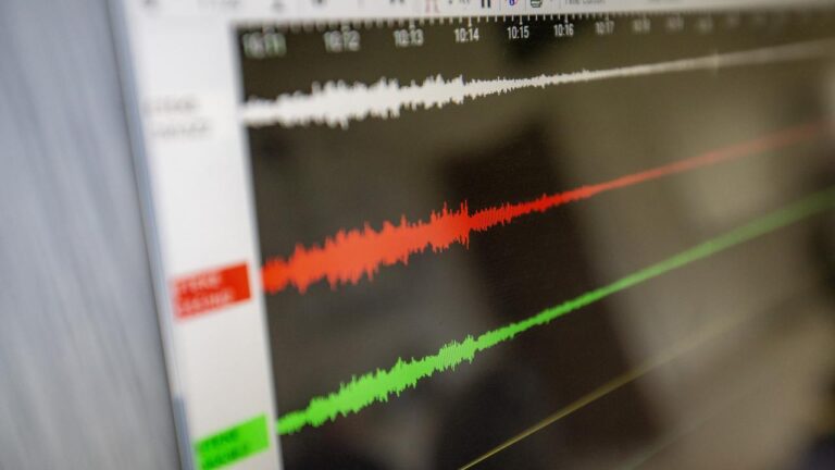 Doğu Anadolu’daki depremleri 30 istasyon izler
