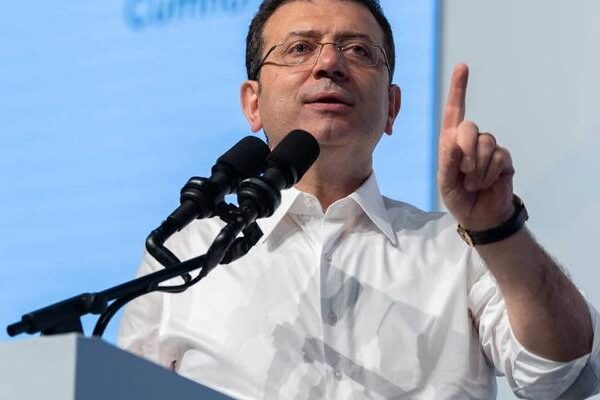 Son Dakika … İmamoğlu’nun ilk sözleri tutuklandı: “Ayaklıyım, asla katlanmayacağım”