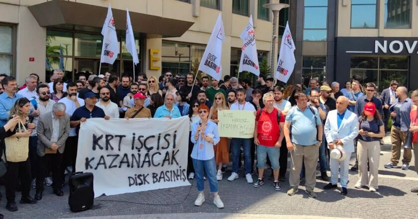 Maaş alamayan KRT çalışanları yayını durdurdu: “Türk televizyon tarihinde birincisi”