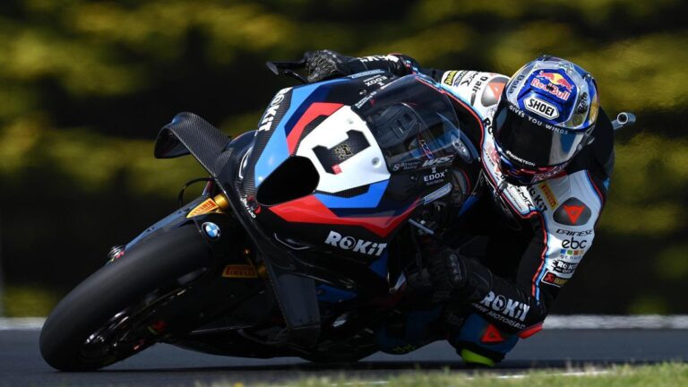 Toprak Razgatlioğlu da İtalya’da ikinci yarışı kazandı