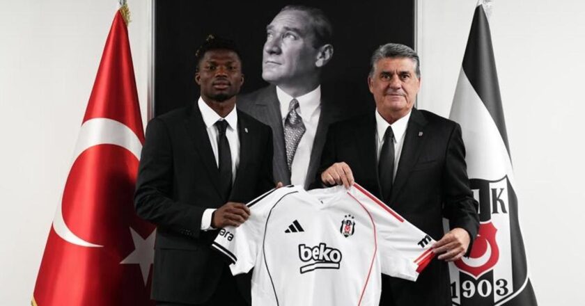 Beşiktaş, El Bilal Toure tarafından bildirildi ‘