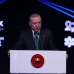 Cumhurbaşkanı Erdoğan: “TİSK, asgari ücret için sorumluluk almalı”
